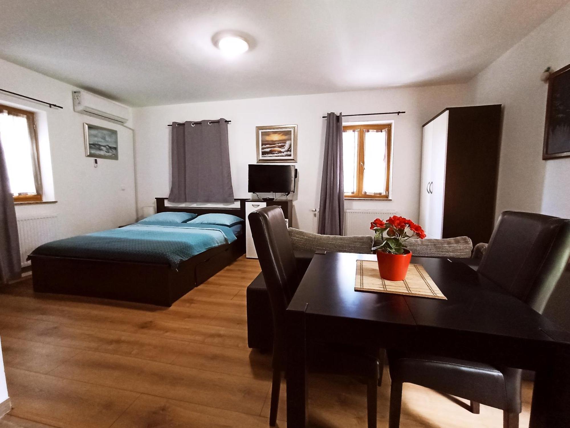 Plitvice Lakes Holiday Lodge Rudanovac ภายนอก รูปภาพ
